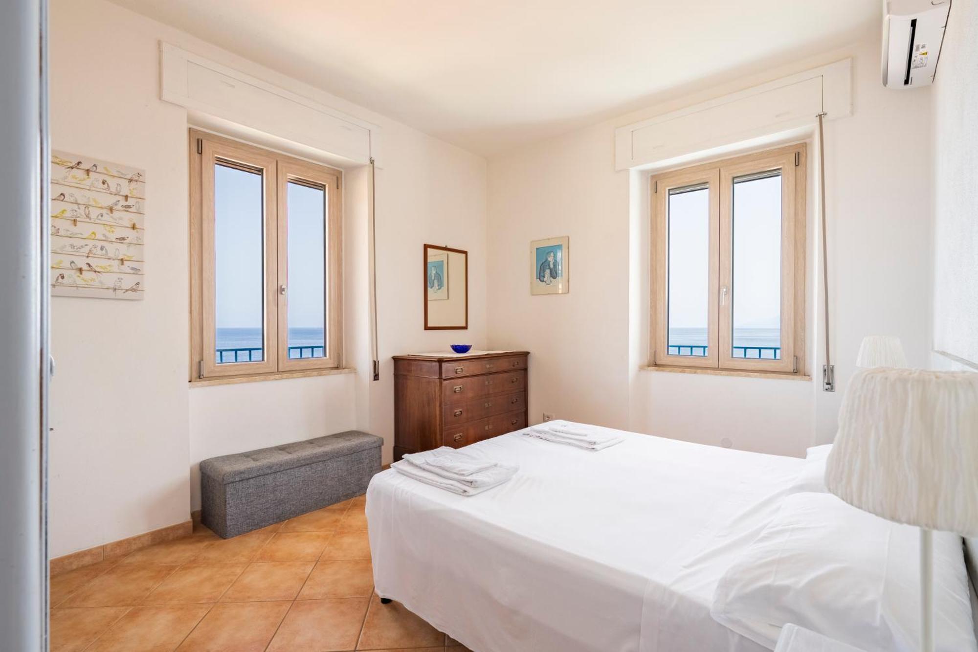Seaview House Cala Gonone Lejlighed Eksteriør billede